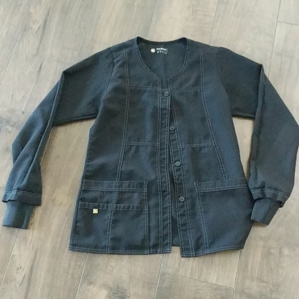 Wonder wink scrub jacket xs